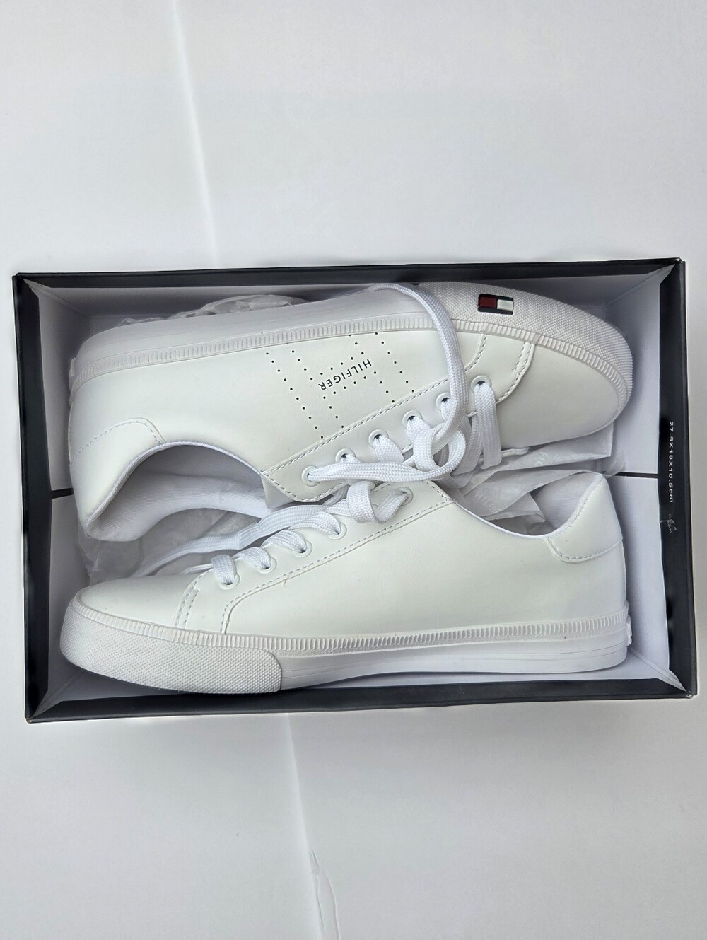 Tommy Hilfiger Womems Sneakers Size US 8